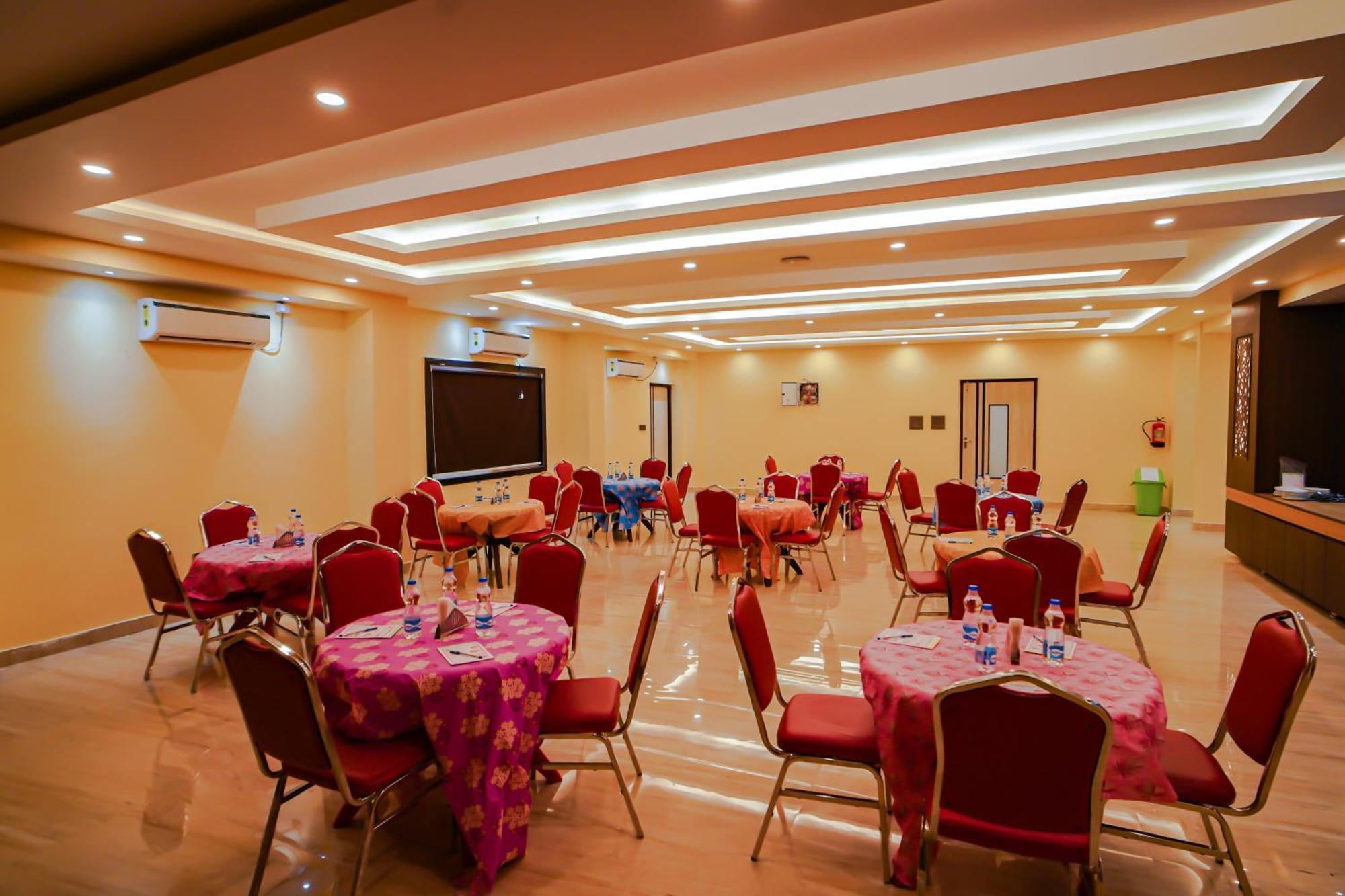 Prasant On Beach Resort !! Lift - Wifi -Restaurant-Parking Facilities-Newly Decorated Room !! Mandarmani Exterior photo