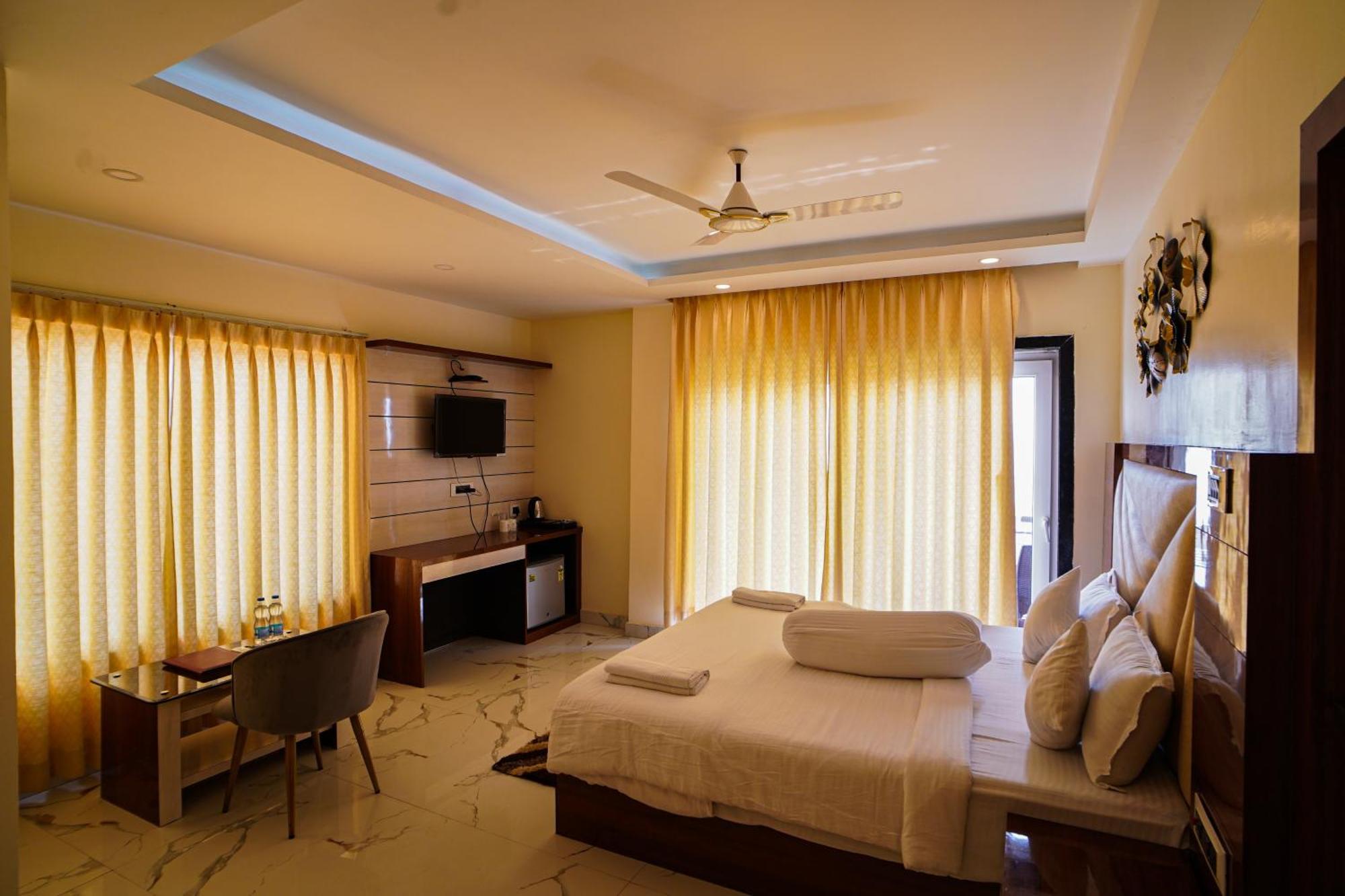 Prasant On Beach Resort !! Lift - Wifi -Restaurant-Parking Facilities-Newly Decorated Room !! Mandarmani Exterior photo