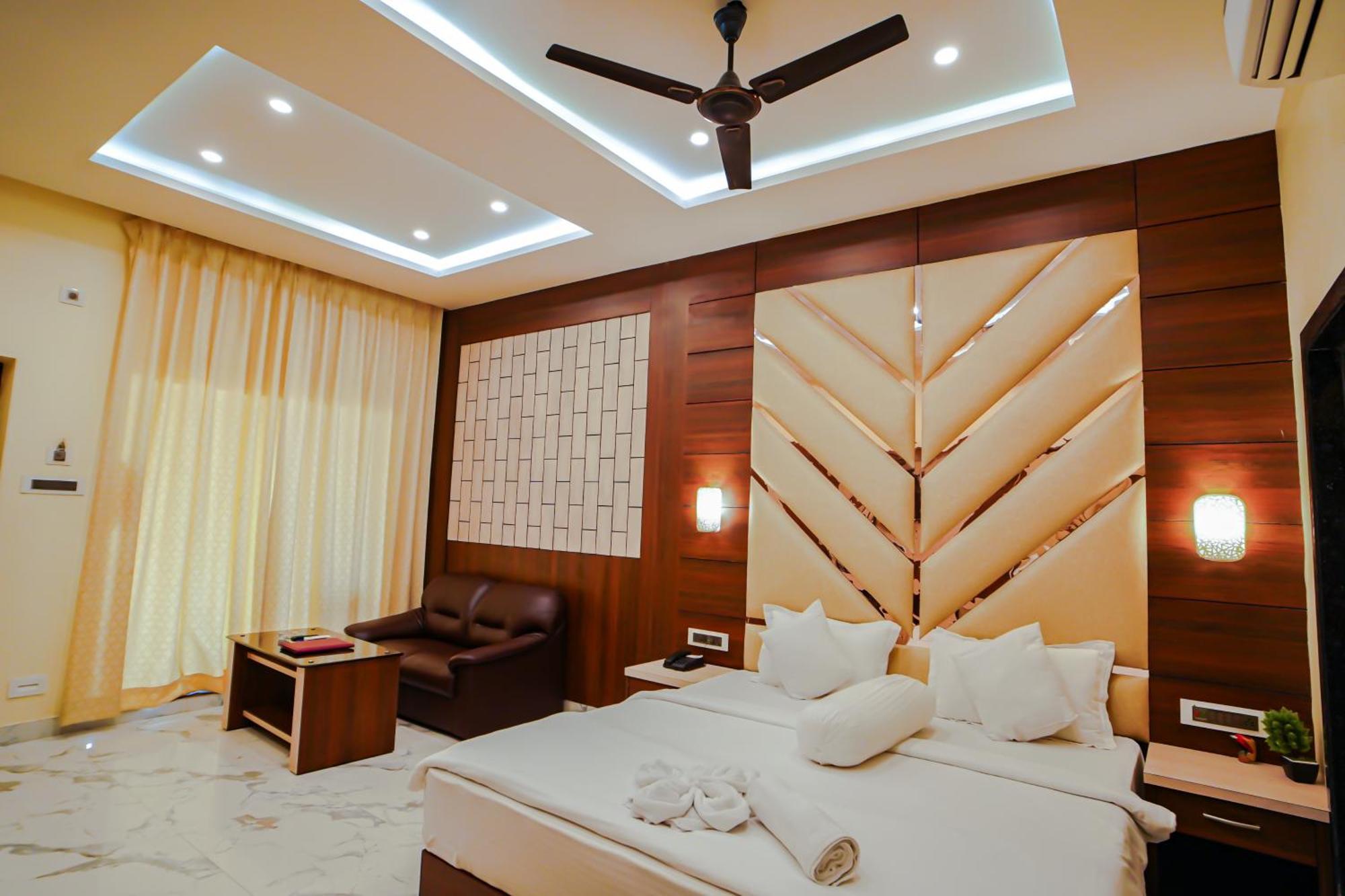 Prasant On Beach Resort !! Lift - Wifi -Restaurant-Parking Facilities-Newly Decorated Room !! Mandarmani Exterior photo