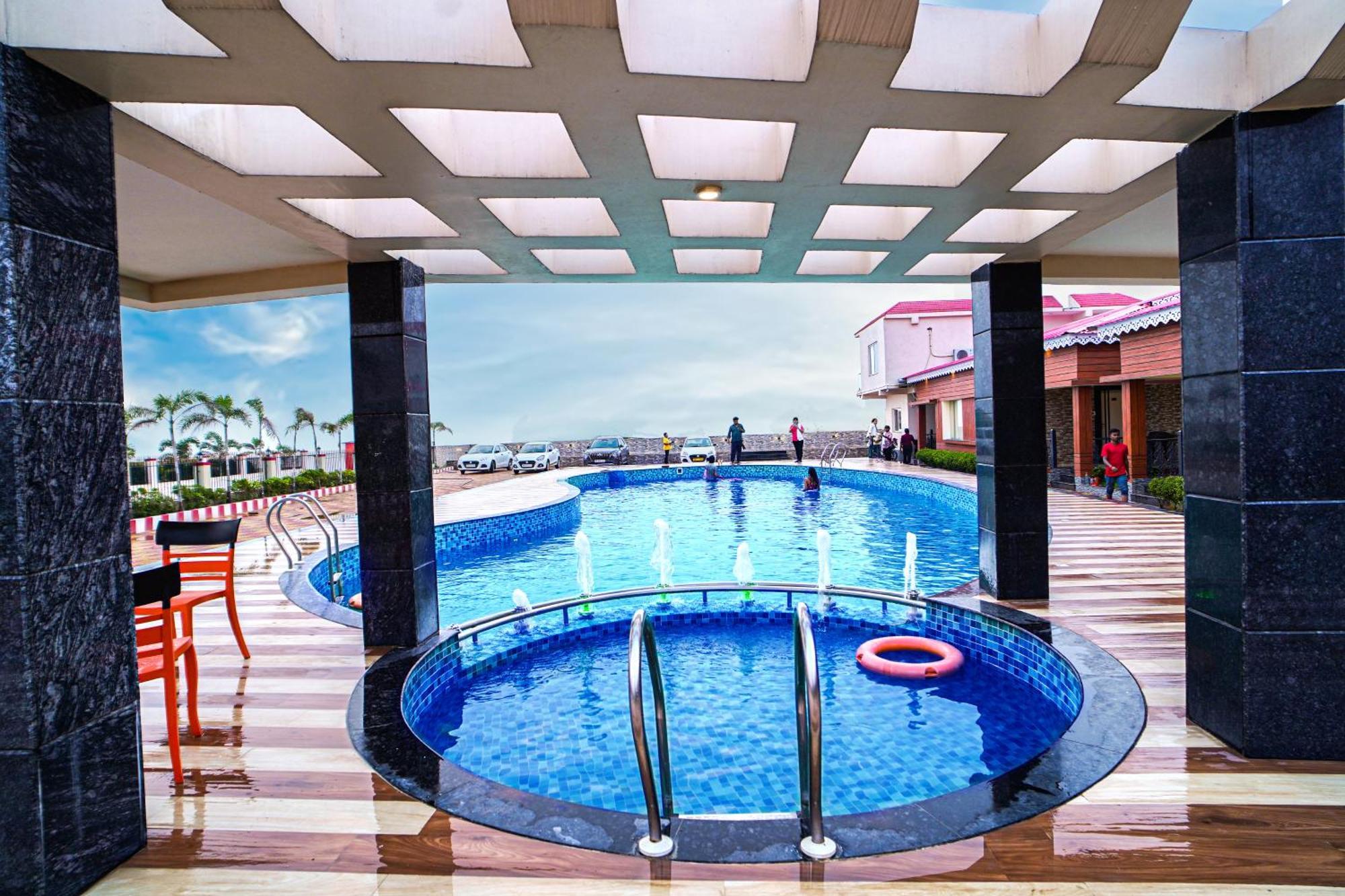 Prasant On Beach Resort !! Lift - Wifi -Restaurant-Parking Facilities-Newly Decorated Room !! Mandarmani Exterior photo