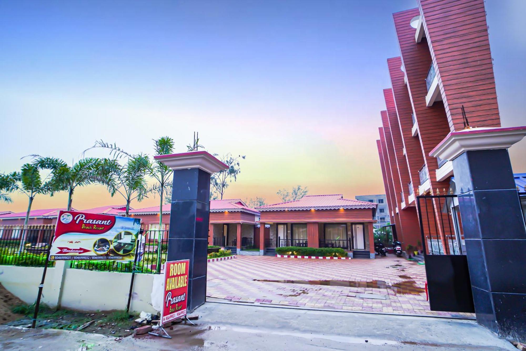 Prasant On Beach Resort !! Lift - Wifi -Restaurant-Parking Facilities-Newly Decorated Room !! Mandarmani Exterior photo