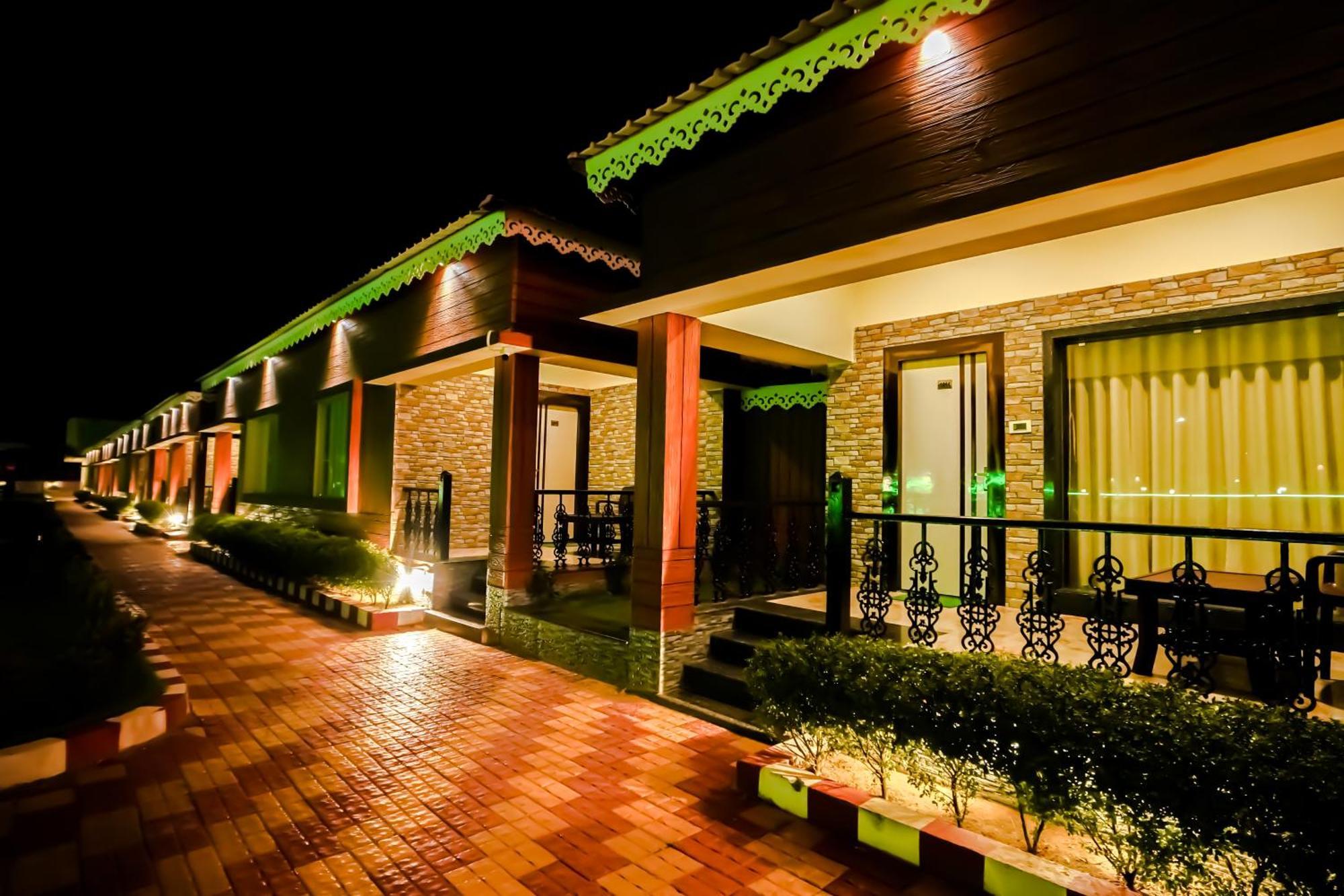 Prasant On Beach Resort !! Lift - Wifi -Restaurant-Parking Facilities-Newly Decorated Room !! Mandarmani Exterior photo