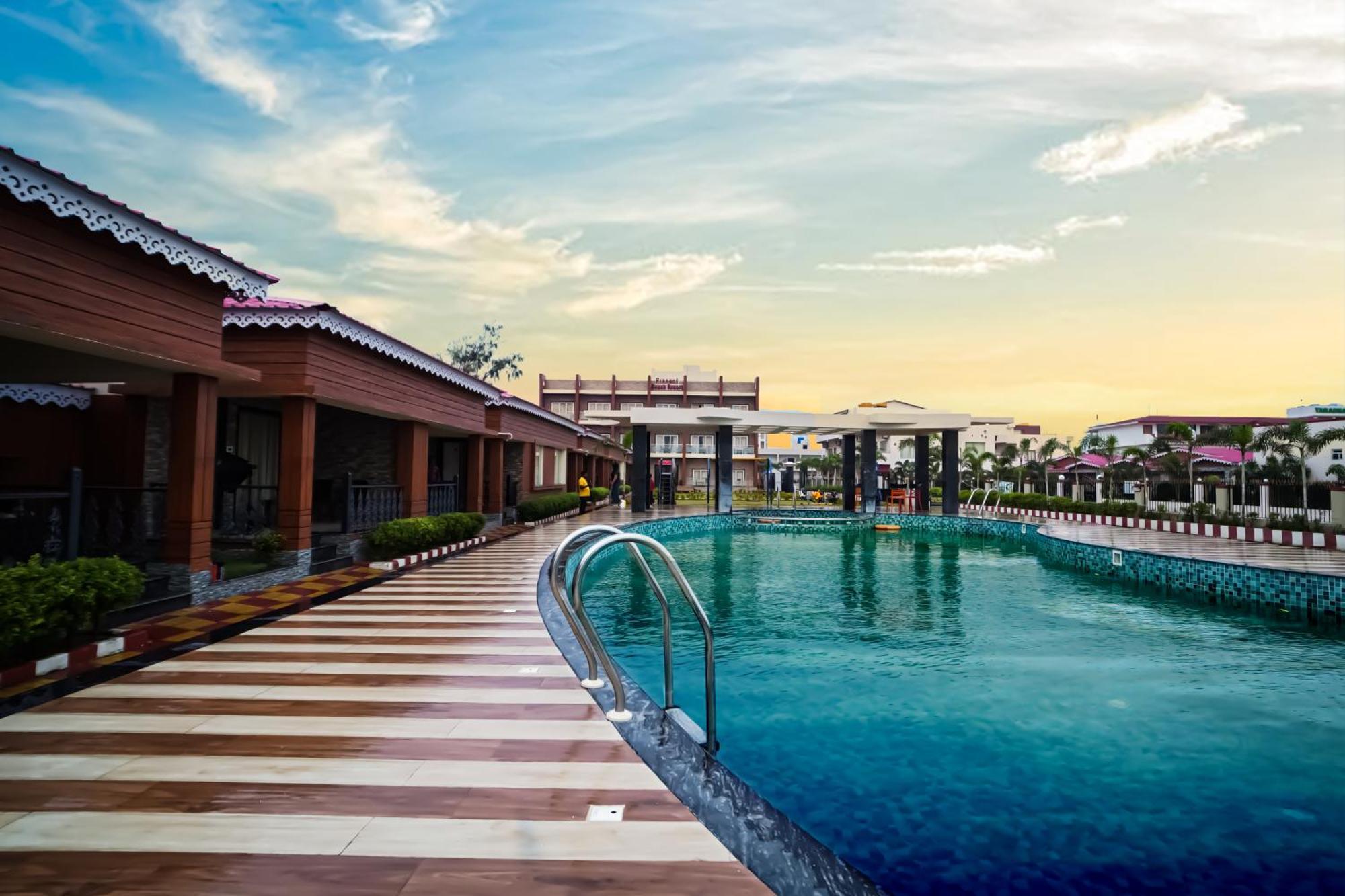 Prasant On Beach Resort !! Lift - Wifi -Restaurant-Parking Facilities-Newly Decorated Room !! Mandarmani Exterior photo