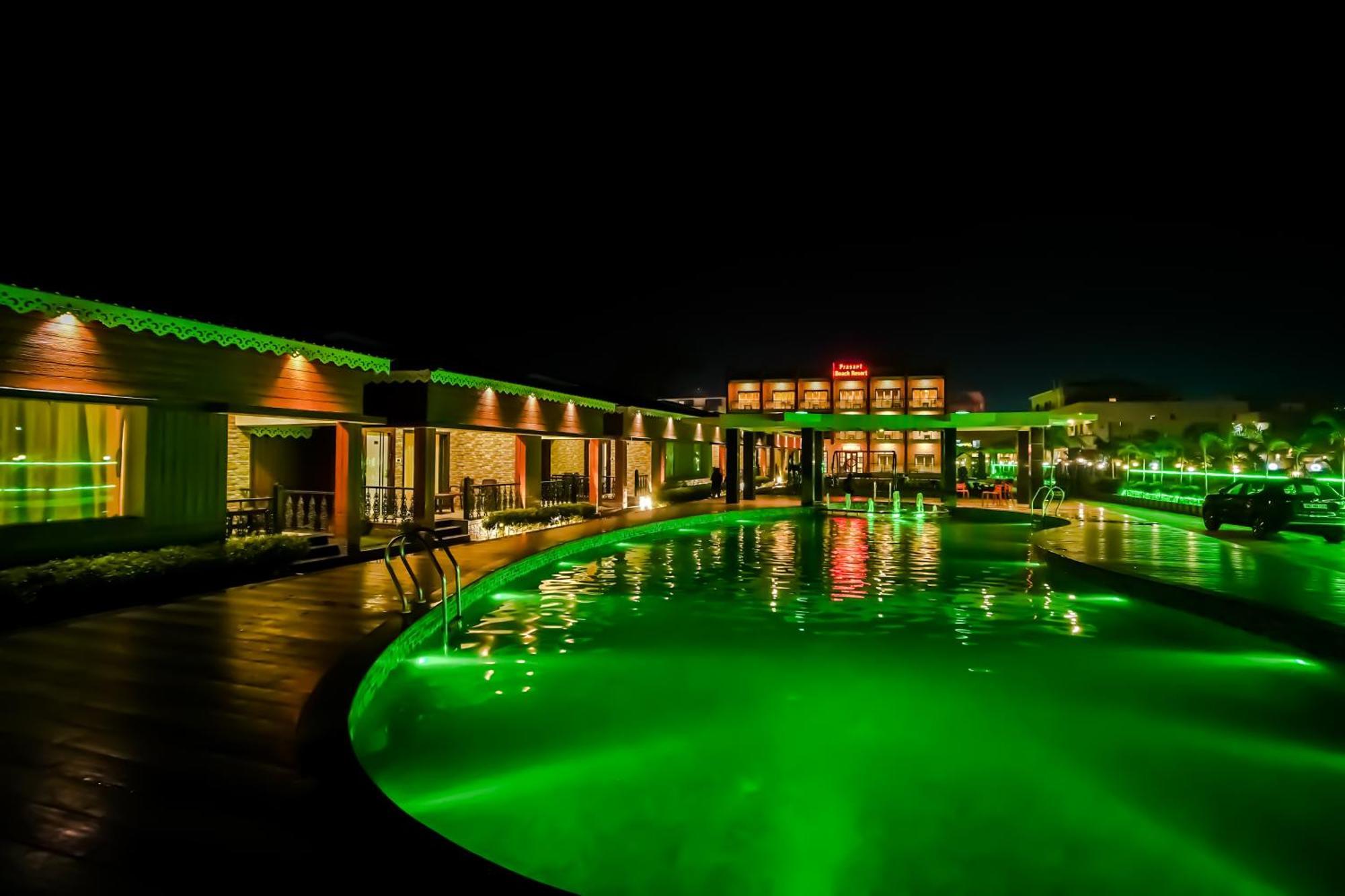 Prasant On Beach Resort !! Lift - Wifi -Restaurant-Parking Facilities-Newly Decorated Room !! Mandarmani Exterior photo