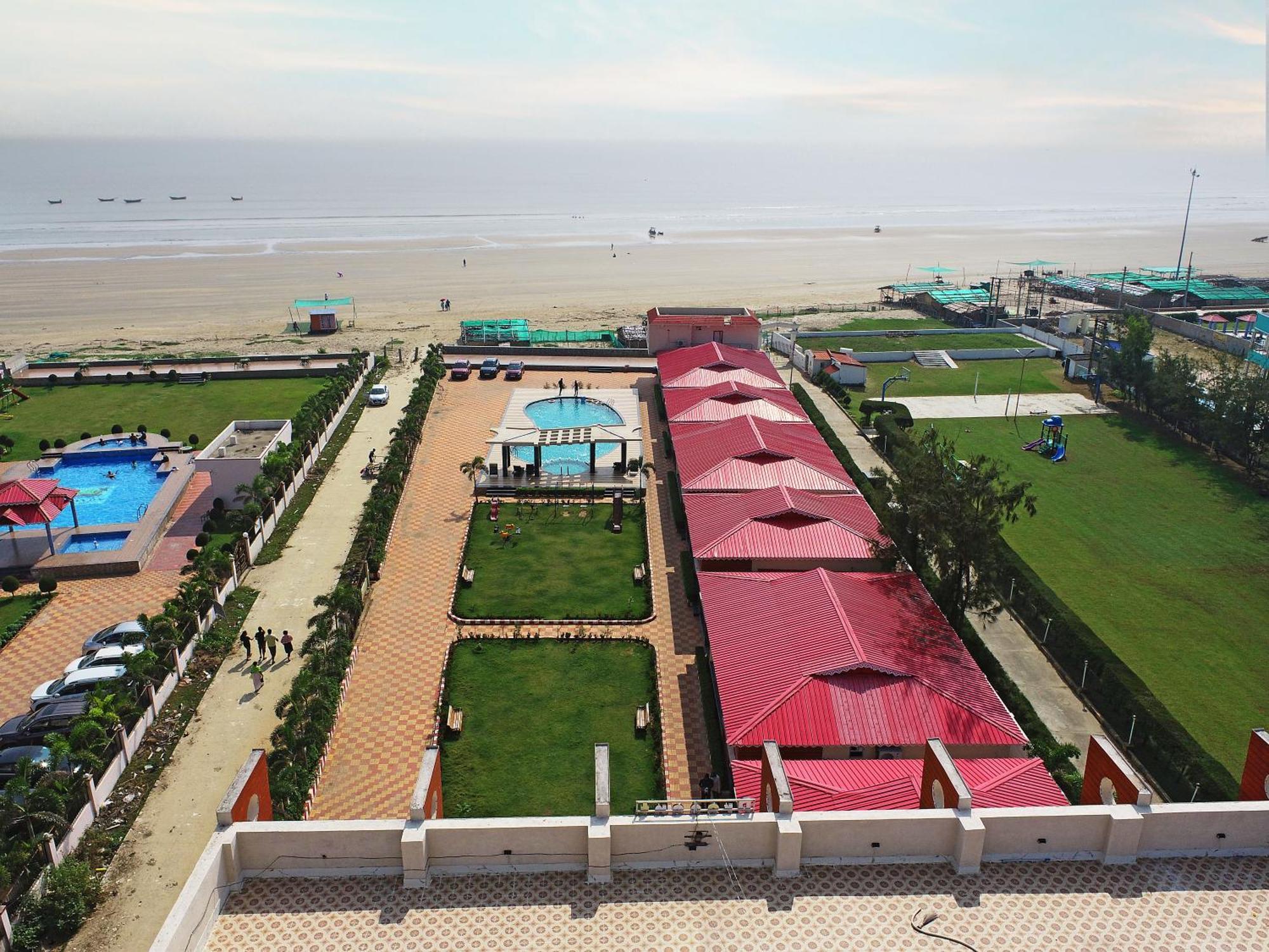 Prasant On Beach Resort !! Lift - Wifi -Restaurant-Parking Facilities-Newly Decorated Room !! Mandarmani Exterior photo